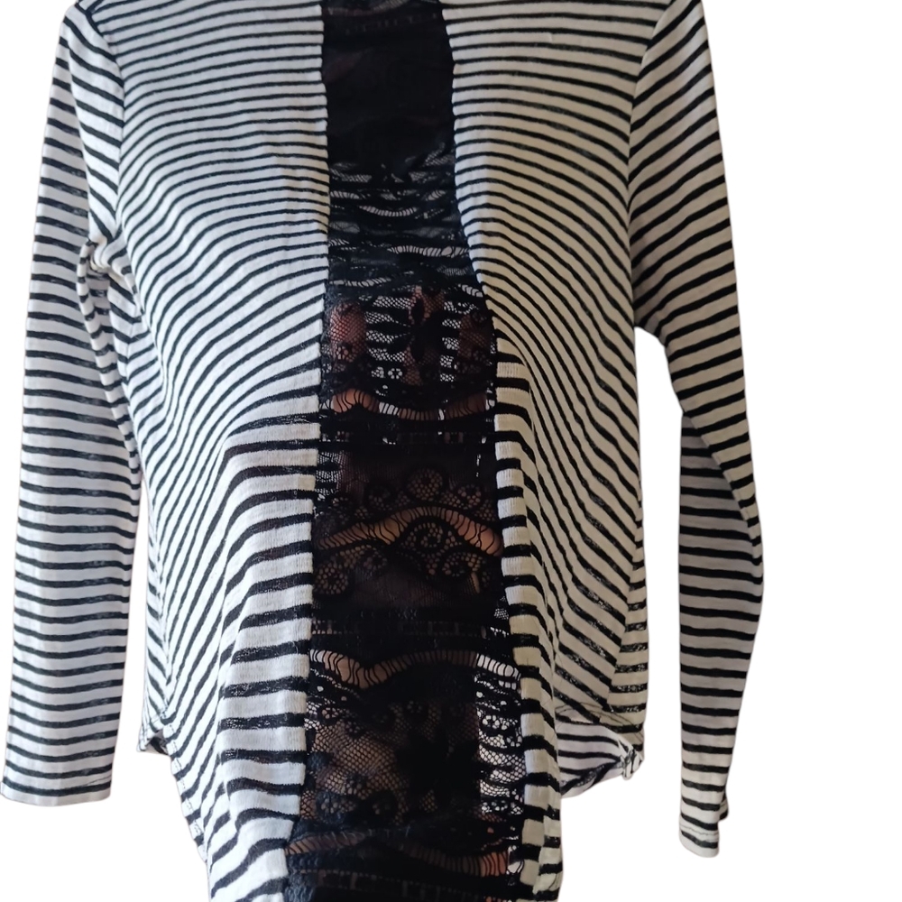 Vintage Havana Black and White Striped Tee - Picture 5 of 11
